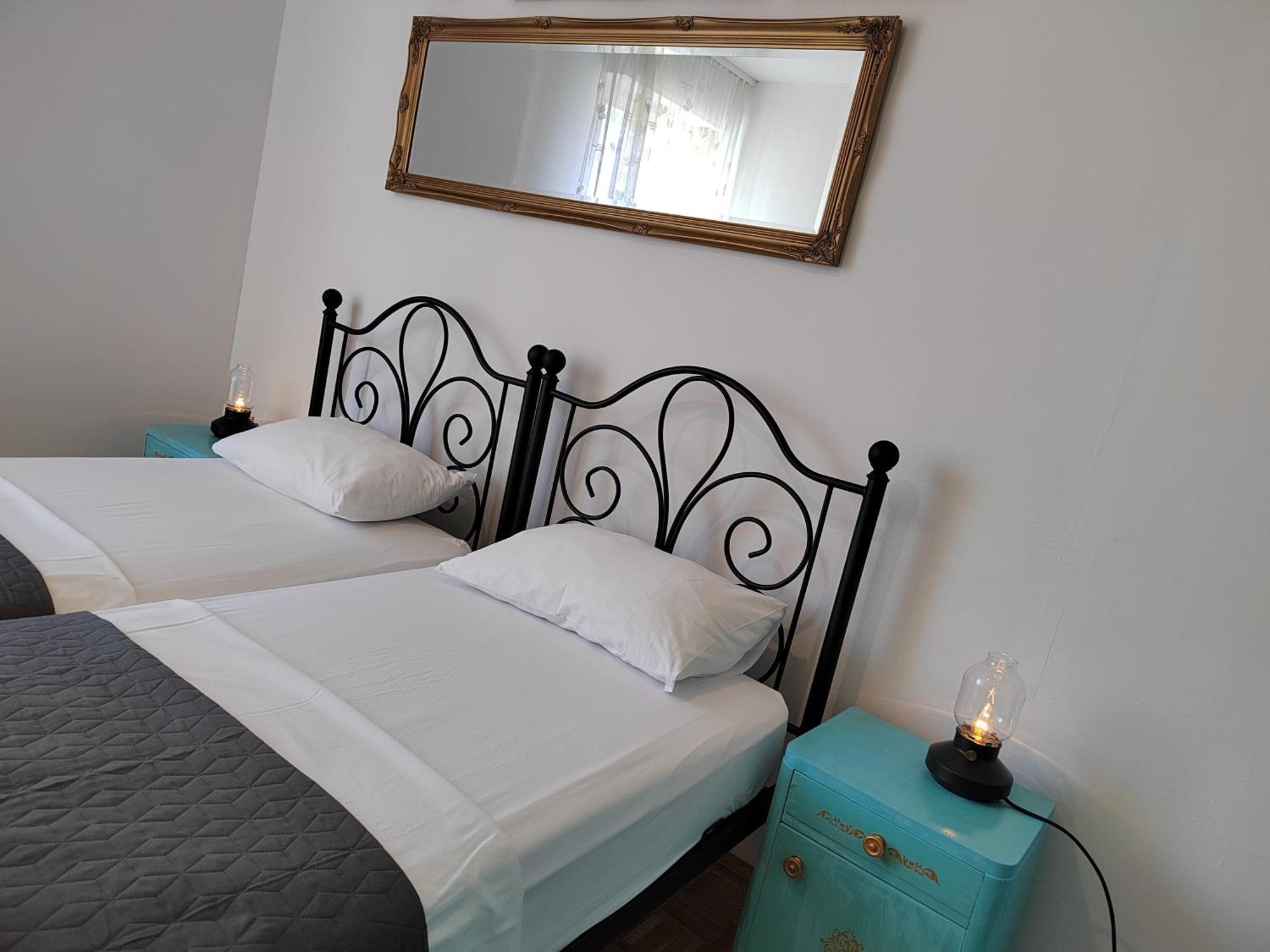 Rustic Istria Apartment Pula Bagian luar foto